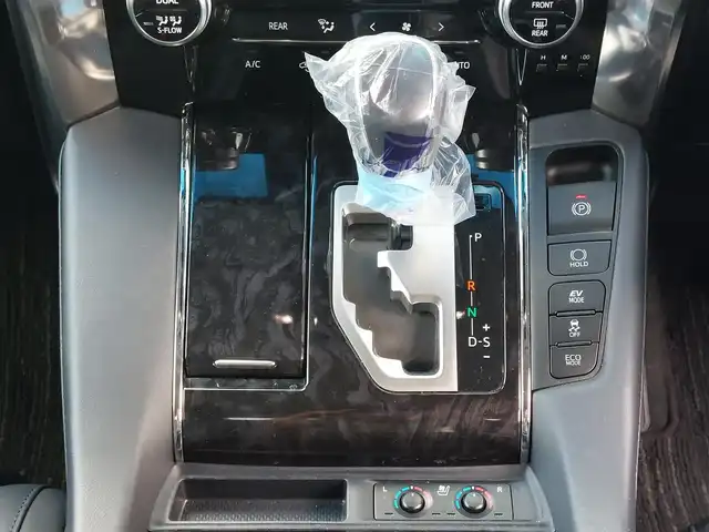 トヨタ アルファードハイブリット SR Cパッケージ 東京都 2021(令3)年 2.3万km ホワイトパールクリスタルシャイン 純正メーカーオプション１０．５インチナビ/（CD/DVD/BT/フルセグ/USB)/ＪＢＬサウンド/パノラミックビューモニター/サンルーフ/三眼ＬＥＤヘッドライト/ＡＣ１００Ｖ/Toyota Safety Sense/・プリクラッシュセーフティ/・レーントレーシングアシスト/・レーダークルーズコントロール/・オートマチックハイビーム/・アダプティブハイビームシステム/・ブラインドスポットモニター/・パーキングアシスト/合皮シート/パワーシート（運転席/助手席/2列目席）/シートメモリー/シートヒーター/シートベンチレーション/オットマン/デジタルインナーミラー/ビルトインＥＴＣ2.0/パワーバックドア/ナノイー/純正フロアマット/純正17インチAW