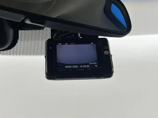 ホンダ フリード クロスター ホンダセンシング 埼玉県 2020(令2)年 5.7万km クリスタルブラックパール 純正９インチナビ　バックカメラ　ビルトインＥＴＣ　前後ドライブレコーダー　ホンダセンシング　アダプティブクルーズコントロール　シートヒーター　ハーフレザー　純正アルミホイール　オートライト　ＬＥＤ