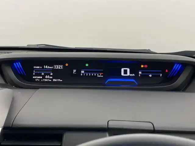 ホンダ フリード クロスター ホンダセンシング 埼玉県 2020(令2)年 5.7万km クリスタルブラックパール 純正９インチナビ　バックカメラ　ビルトインＥＴＣ　前後ドライブレコーダー　ホンダセンシング　アダプティブクルーズコントロール　シートヒーター　ハーフレザー　純正アルミホイール　オートライト　ＬＥＤ