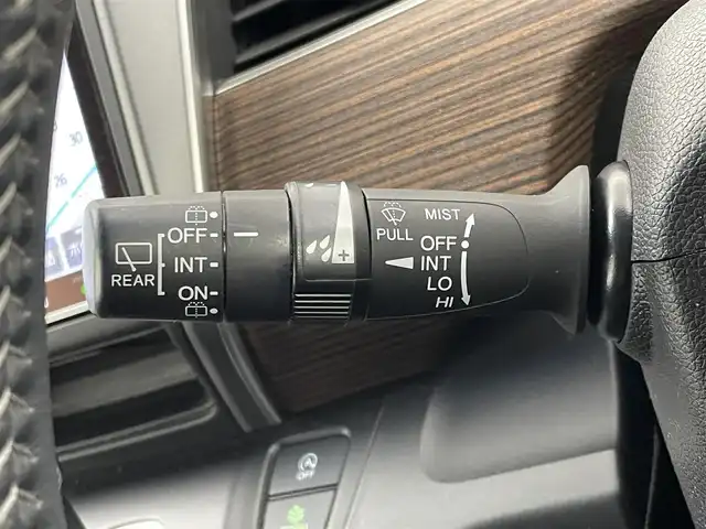 ホンダ フリード クロスター ホンダセンシング 埼玉県 2020(令2)年 5.7万km クリスタルブラックパール 純正９インチナビ　バックカメラ　ビルトインＥＴＣ　前後ドライブレコーダー　ホンダセンシング　アダプティブクルーズコントロール　シートヒーター　ハーフレザー　純正アルミホイール　オートライト　ＬＥＤ