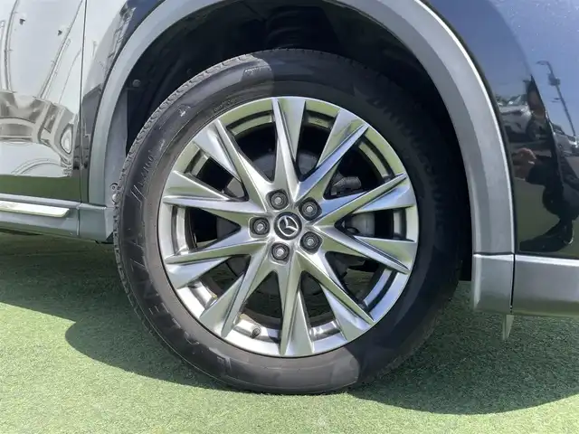 マツダ ＣＸ－８ XD Lパッケージ 香川県 2017(平29)年 5.8万km ジェットブラックマイカ アルパインフリップダウンモニター/純正ナビ/（CD/DVD/BT/USB/フルセグTV）/全方位カメラ/ETC/アダプティブクルーズコントロール/レザーシート/運転席メモリーシート/LEDヘッドライト/フォグランプ/革巻きステアリング/ステアリングスイッチ/ステアリングヒーター/プッシュスタート/オートブレーキホールド/電動パーキングブレーキ/スマートキー/スペアキー1本/純正19インチアルミホイール