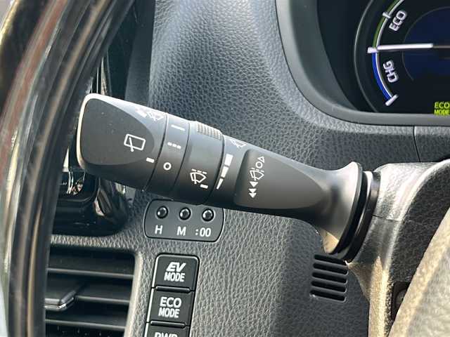 トヨタ エスクァイア ハイブリッド Gi 福島県 2018(平30)年 12.1万km スパークリングブラックパールクリスタルシャイン セーフティセンス　ＡＬＰＩＮＥ９インチナビ　ＡＬＰＩＮＥフリップダウンモニター　ダブルゾーン再生　両側電動スライド　ワイパーデアイサー　バックＣ　フルセグ　シートヒーター　ＵＳＢポート４個　クルコン