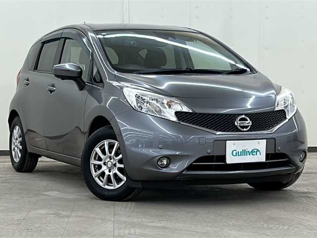 日産 ノート XVセレ +セーフ 道央・札幌 2014(平26)年 5万km ダークメタルグレー /純正CDオーディオ//前後ドライブレコーダー//フォグランプ//横滑り防止装置//レーンキープアシスト//衝突被害軽減システム//パワーステアリング//パワーウィンドウ//純正ドアバイザー//社外アルミホイール14インチ//純正LEDライト//コーナーセンサー//ダブルエアバック//アイドリングストップ//スマートキー//スペアキー1本//エンジンスタートボタン//純正フロアマット//オートエアコン