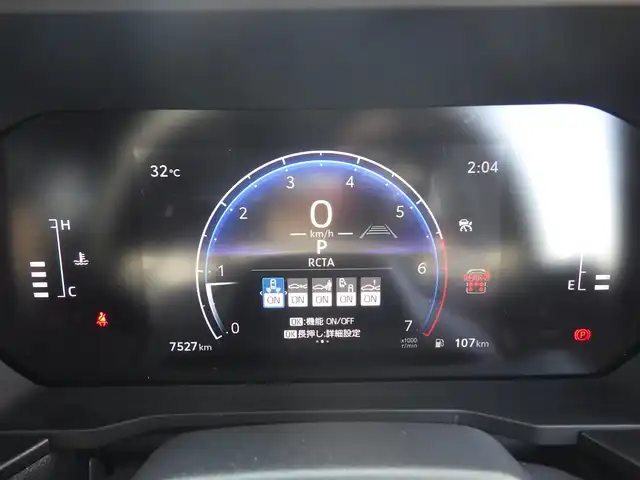 トヨタ ランドクルーザー ２５０ VX ファーストエディション 千葉県 2024(令6)年 0.8万km プラチナホワイトパールマイカ Toyota Safety Sense/・プリクラッシュセーフティ/・レーンディパーチャーアラート/・オートハイビーム/・レーダークルーズコントロール/・ブラインドスポットモニター/ムーンルーフ/アドバイスドドライブ/デジタルインナーミラー/レザーシート/前席エアシート/シートヒーター/運転席パワーシート/純正コネクティッドナビ/地デジTV/【Bluetooth接続】/パノラミックビューモニター/ドライブレコーダー/革巻きステアリング/ステアリングスイッチ/ETC（2.0）/LEDヘッドライト/LEDフォグライト/ウインカーミラー/クリアランスソナー/純正18インチアルミホイル/サイド/カーテンエアバッグ/スマートキー/所解中