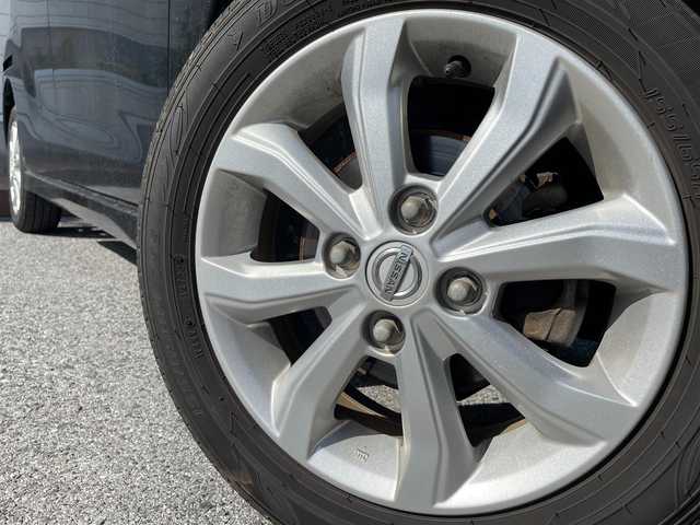 日産 デイズ ルークス ハイウェイスター Xターボ 滋賀県 2017(平29)年 6.3万km ブラック ガソリン/2WD(FF)/CVT/片側パワースライド/7インチ純正ナビ【AVIC-ZH77】/(FM/AM/CD/DVD/フルセグ/Bluetooth)/ドライブレコーダー/ETC/アラウンドビューモニター/バックカメラ/プリクラッシュブレーキアシスト	/踏み間違い防止アシスト/ディスプレイ付自動防眩ルームミラー/電動格納ミラー/アイドリングストップ	/革巻きステアリング/ステアリングスイッチ/オートライト/LEDヘッドライト/フロントフォグ/オートハイビーム/フルオートエアコン/プッシュスタート/スマートキー/純正フロアマット/ドアバイザー