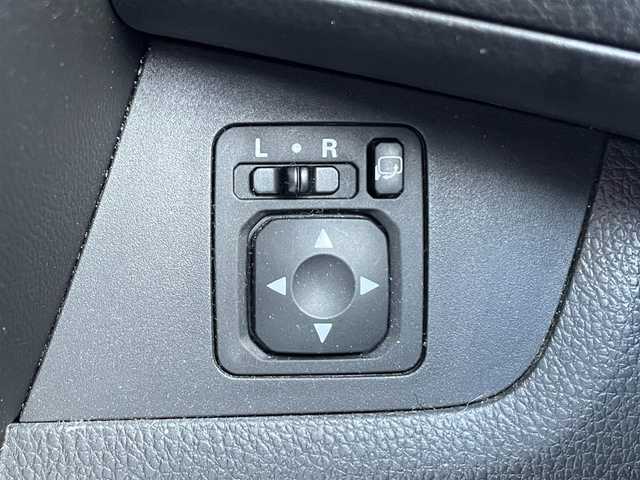 日産 デイズ ルークス ハイウェイスター Xターボ 滋賀県 2017(平29)年 6.3万km ブラック ガソリン/2WD(FF)/CVT/片側パワースライド/7インチ純正ナビ【AVIC-ZH77】/(FM/AM/CD/DVD/フルセグ/Bluetooth)/ドライブレコーダー/ETC/アラウンドビューモニター/バックカメラ/プリクラッシュブレーキアシスト	/踏み間違い防止アシスト/ディスプレイ付自動防眩ルームミラー/電動格納ミラー/アイドリングストップ	/革巻きステアリング/ステアリングスイッチ/オートライト/LEDヘッドライト/フロントフォグ/オートハイビーム/フルオートエアコン/プッシュスタート/スマートキー/純正フロアマット/ドアバイザー