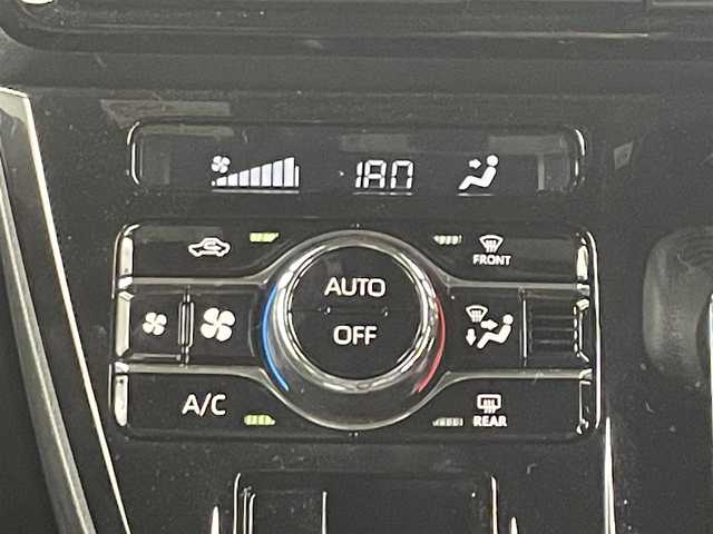 ダイハツ タント カスタム RS 岡山県 2024(令6)年 0.6万km ブラックマイカメタリック/ファイアークォーツレッドメタリック 2トーン バックカメラ/SDナビ/【CD/DVD/BT/フルセグTV】/型番：CN-RE06WD/ツートーンカラー/オーディオレス/ターボ/両側パワースライドドア/ハーフレザーシート/前席シートヒーター/LEDヘッドライト/ETC/衝突軽減ブレーキ/オートハイビーム/コーナーセンサー/レーンキープアシスト/オートブレーキホールド/アイドリングストップ/純正15インチアルミホイール/スマートキー/プッシュスタート