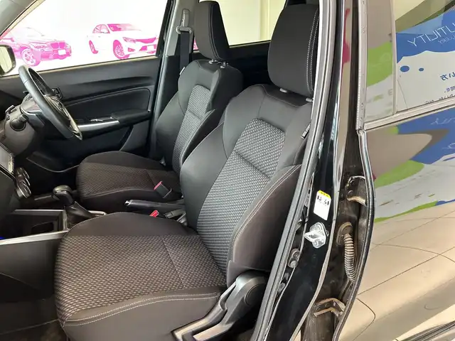スズキ スイフト HYBRID RS 埼玉県 2018(平30)年 6.3万km スーパーブラックパール デュアルセンサーブレーキサポート　/純正8インチメモリナビ/　　CD/DVD/BT/フルセグ/レーダークルーズコントロール　/LEDオートライト　/シートヒーター　/純正16インチアルミ　/ステアリングスイッチ　/パドルシフト /ETC