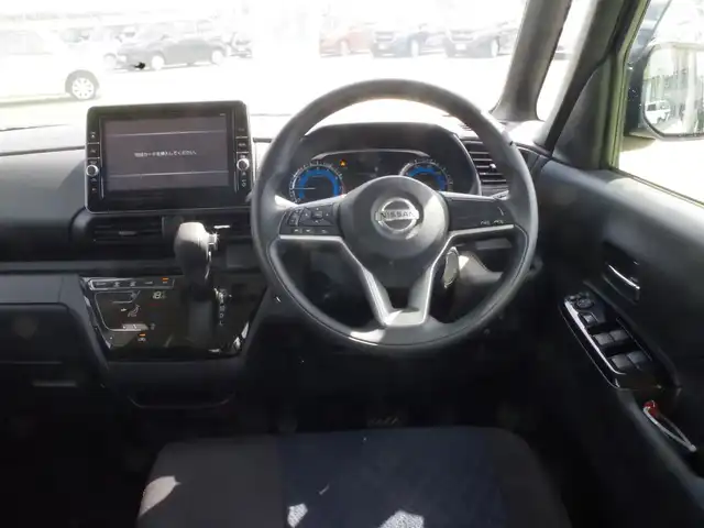 日産 ルークス ハイウェイスター X 千葉県 2020(令2)年 3.7万km フローズンバニラパール エマージェンシーブレーキ/両側パワースライドドア/9インチ純正SDナビ/地デジTV/【DVD/CD再生機能　Bluetooth接続】/アラウンドビューモニター/ドライブレコーダー/ETC/LEDヘッドライト/フォグライト/ウインカーミラー/コーナーセンサー/純正14インチアルミホイル/サイド/カーテンエアバッグ/インテリジェントキー