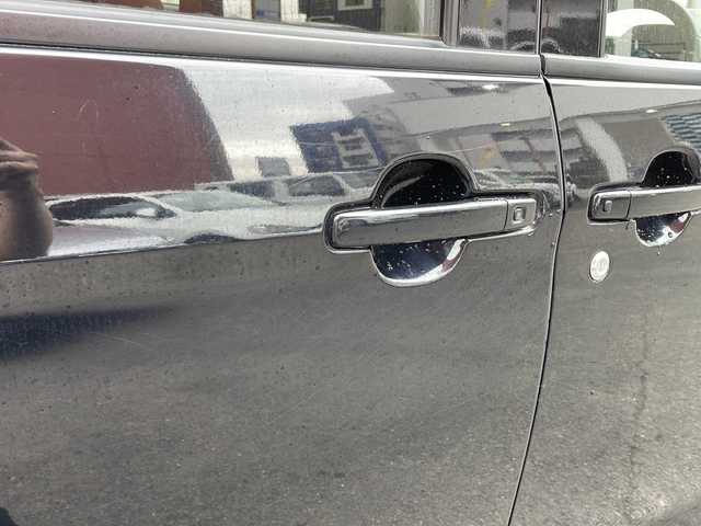 日産 デイズ ルークス HWS X Vセレクション 宮崎県 2017(平29)年 2.5万km ブラック 社外ナビ　前方のみドライブレコーダー　Ｂｌｕｅｔｏｏｔｈ　全方位カメラ　フルセグＴＶ　ＣＤ／ＤＶＤチェンジャー　両側パワースライドドア　電動格納ミラー　ＬＥＤライト　オートライト　ベンチシート パワーウィンドウ パワーステアリング 純正アルミホイール 純正フロアマット 取扱説明書 保証書