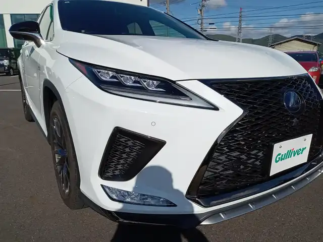 レクサス ＲＸ 450h Fスポーツ 福井県 2019(令1)年 4.4万km ホワイトノーヴァガラスフレーク サンルーフ/純正メーカーオプションナビ/・（フルセグTV/CD/DVD/Bluetooth）/バックカメラ/Lexus Safety System ＋/ブラインドスポットモニター/レーダークルーズコントロール/ETC2.0/ステアリングヒーター/パドルシフト/シートヒーター・クーラー/パワーバックドア/三眼LEDヘッドライト/オートマチックハイビーム/純正20インチAW/純正フロアマット/スマートキー