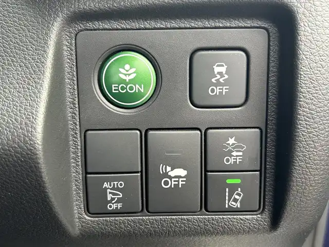 ホンダ ヴェゼル ハイブリッド X ホンダセンシング 愛知県 2016(平28)年 2.8万km モルフォブルーP /ワンオーナー//純正メモリナビ//純正フルセグTV//DVD/CD/FM/AM/iPod/SD/USB/BT//バックカメラ//ドライブレコーダー//ビルトインETC//Honda SENSING//衝突被害軽減ブレーキ//歩行者事故低減ステアリング//追従機能付きクルーズコントロール//レーンアシスト//路外逸脱抑制機能//誤発進抑制機能//先行車発進お知らせ機能//標識認識機能//電動パーキングブレーキ//オートブレーキホールド//ECONスイッチ//SPORT MODE//ステアスイッチ//パドルシフト//ガンメタ塗装ボディロアガーニッシュ//オートリトラミラー//純正フロアマット//純正16インチアルミホイール//純正LEDオートライト//フロントフォグランプ//ライト付きバニティミラー//自動防眩ミラー//ISOFIX//イモビライザー//ダブル/サイド/カーテンエアバック//スマートキー//スペアキー１本//取扱説明書//ナビ説明書//保証書//記録簿(H29/H30/R5)