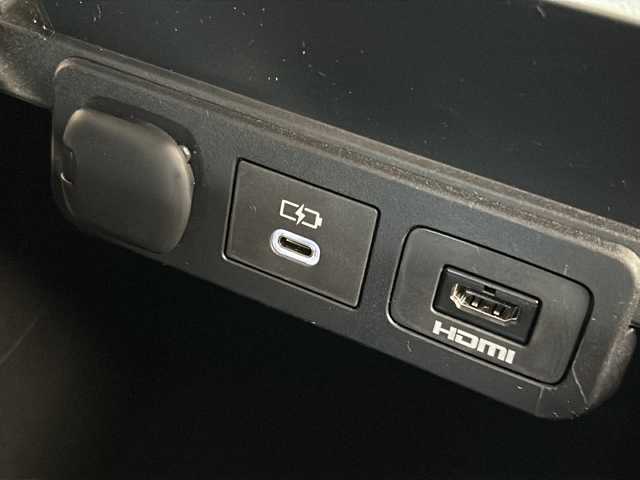 トヨタ アルファードハイブリット Z 広島県 2024(令6)年 1.5万km プラチナホワイトパールマイカ 禁煙/左右独立ムーンルーフ/セーフティセンス/・プリクラッシュセーフティ/・レーントレーシングアシスト/・レーダークルーズコントロール/・アダプティブハイビーム/・ロードサインアシスト/・ドライバー異常時対応/・プロアクティブドライビングアシスト/・発進遅れ告知機能/BSM/パーキングサポートブレーキ/純正14インチディスプレイ/ナビ/・FM/AM/Bluetooth/USB/フルセグ/・Miracast/MDMI/Applecarplay/androidauto/・ETC2.0/パノラミックビューモニター/フリップダウンモニター/HUD/両側パワースライドドア/パワーバックドア/シートヒーター/ベンチレーション/パワーシート/メモリーシート/ステアリングヒーター/ドライブレコーダー(TZ-D203MW)/おくだけ充電/フロアマット/AC100V1500W