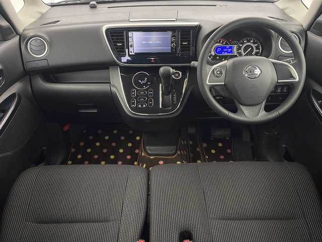 日産 デイズ ルークス ハイウェイスターX Gパッケージ 栃木県 2016(平28)年 2.6万km オーシャンブルーP 純正ナビ/（CD/DVD/AM/FM）/衝突軽減システム/アラウンドビューモニター/全周囲カメラ/横滑り防止/両側パワースライドドア/アイドリングストップ/オートマチックハイビーム/電動格納ミラー/ビルトインETC/ドライブレコーダー/純正アルミホイール/社外フロアマット/ステアリングスイッチ/プッシュスタート/スマートキー