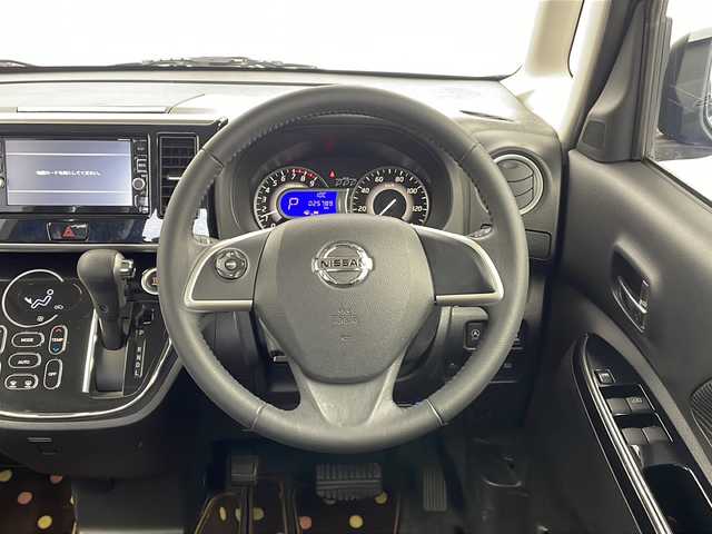 日産 デイズ ルークス ハイウェイスターX Gパッケージ 栃木県 2016(平28)年 2.6万km オーシャンブルーP 純正ナビ/（CD/DVD/AM/FM）/衝突軽減システム/アラウンドビューモニター/全周囲カメラ/横滑り防止/両側パワースライドドア/アイドリングストップ/オートマチックハイビーム/電動格納ミラー/ビルトインETC/ドライブレコーダー/純正アルミホイール/社外フロアマット/ステアリングスイッチ/プッシュスタート/スマートキー