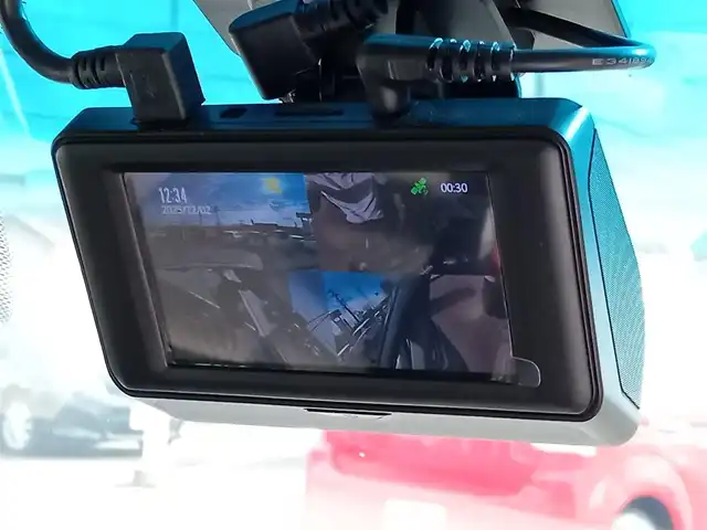 ホンダ フリード G ホンダセンシング 福井県 2021(令3)年 2.7万km プラチナホワイトパール 純正9インチナビ/AM/FM/フルセグ/BT/CD/DVD/USB/iPod/バックカメラ/両側パワースライドドア/アダプティブクルーズコントロール/レーンキープアシスト/横滑り防止装置/盗難防止装置/アイドリングストップ/ビルトインETC/前後ドライブレコーダー/純正フロアマット/ダブルエアバッグ/スマートキー/純正ホイルキャップ