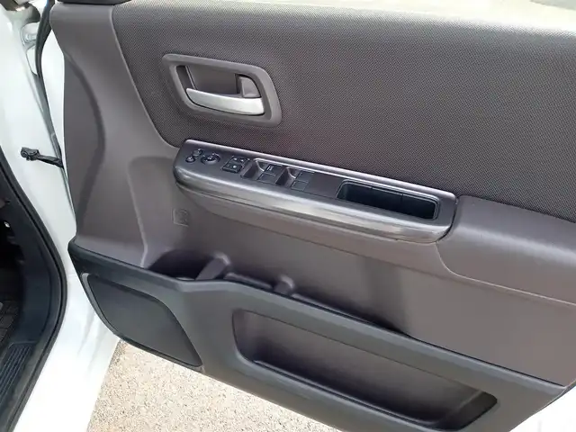 ホンダ フリード G ホンダセンシング 福井県 2021(令3)年 2.7万km プラチナホワイトパール 純正9インチナビ/AM/FM/フルセグ/BT/CD/DVD/USB/iPod/バックカメラ/両側パワースライドドア/アダプティブクルーズコントロール/レーンキープアシスト/横滑り防止装置/盗難防止装置/アイドリングストップ/ビルトインETC/前後ドライブレコーダー/純正フロアマット/ダブルエアバッグ/スマートキー/純正ホイルキャップ