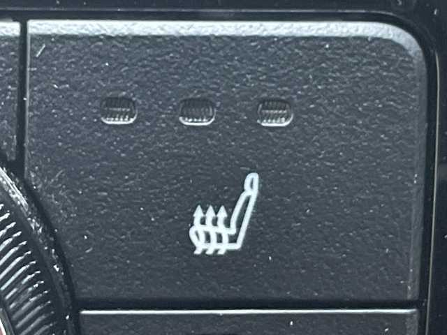 トヨタ クラウン ハイブリッド RS 茨城県 2021(令3)年 4.4万km プレシャスホワイトパール 純正ナビ　/-TV/BT/AM/FM/衝突軽減システム　/バックカメラ　/サイドカメラ　/コーナーセンサー　/ブラインドスポットモニター　/ＬＥＤヘッドライト　/レーダークルーズコントロール　/レーンキープアシスト/D席N席シートヒーター　/D席N席パワーシート/ドライブレコーダー　/ＥＴＣ２．０/ハーフレザーシート/パーキングアシスト