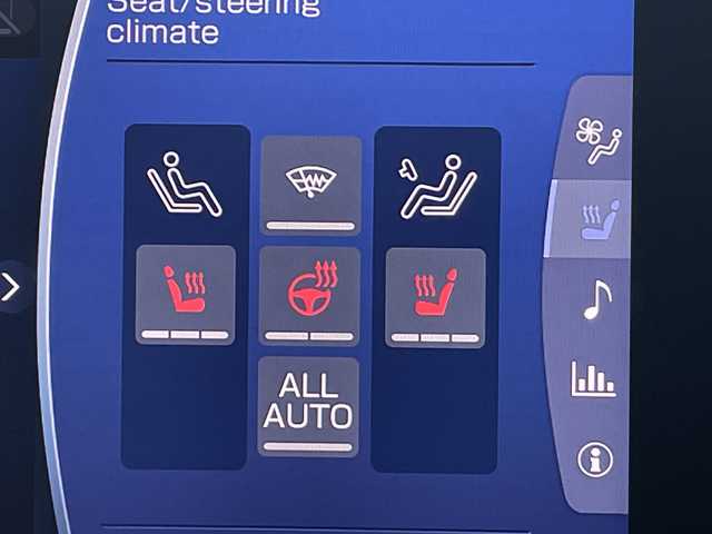 トヨタ クラウン ハイブリッド RS 茨城県 2021(令3)年 4.4万km プレシャスホワイトパール 純正ナビ　/-TV/BT/AM/FM/衝突軽減システム　/バックカメラ　/サイドカメラ　/コーナーセンサー　/ブラインドスポットモニター　/ＬＥＤヘッドライト　/レーダークルーズコントロール　/レーンキープアシスト/D席N席シートヒーター　/D席N席パワーシート/ドライブレコーダー　/ＥＴＣ２．０/ハーフレザーシート/パーキングアシスト