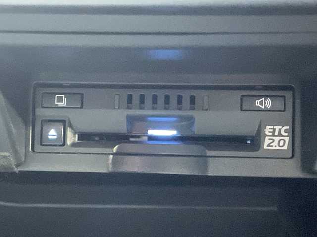 トヨタ クラウン ハイブリッド RS 茨城県 2021(令3)年 4.4万km プレシャスホワイトパール 純正ナビ　/-TV/BT/AM/FM/衝突軽減システム　/バックカメラ　/サイドカメラ　/コーナーセンサー　/ブラインドスポットモニター　/ＬＥＤヘッドライト　/レーダークルーズコントロール　/レーンキープアシスト/D席N席シートヒーター　/D席N席パワーシート/ドライブレコーダー　/ＥＴＣ２．０/ハーフレザーシート/パーキングアシスト