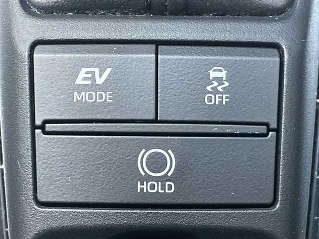 トヨタ クラウン ハイブリッド RS 茨城県 2021(令3)年 4.4万km プレシャスホワイトパール 純正ナビ　/-TV/BT/AM/FM/衝突軽減システム　/バックカメラ　/サイドカメラ　/コーナーセンサー　/ブラインドスポットモニター　/ＬＥＤヘッドライト　/レーダークルーズコントロール　/レーンキープアシスト/D席N席シートヒーター　/D席N席パワーシート/ドライブレコーダー　/ＥＴＣ２．０/ハーフレザーシート/パーキングアシスト