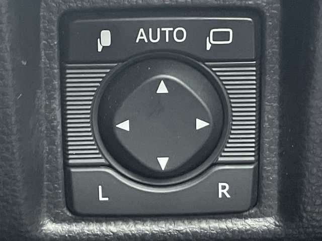 トヨタ クラウン ハイブリッド RS 茨城県 2021(令3)年 4.4万km プレシャスホワイトパール 純正ナビ　/-TV/BT/AM/FM/衝突軽減システム　/バックカメラ　/サイドカメラ　/コーナーセンサー　/ブラインドスポットモニター　/ＬＥＤヘッドライト　/レーダークルーズコントロール　/レーンキープアシスト/D席N席シートヒーター　/D席N席パワーシート/ドライブレコーダー　/ＥＴＣ２．０/ハーフレザーシート/パーキングアシスト