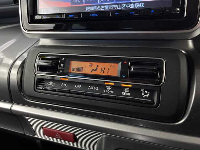 スズキ スペーシア ギア HYBRID XZ 愛知県 2021(令3)年 1.5万km フェニックスレッドパール/ガンメタリック2トーンルーフ 純正8インチナビ/【Bluetooth/フルセグTV/CD/DVD/USB/AM/FM】/両側パワースライドドア/レーダークルーズコントロール/衝突被害軽減ブレーキ/レーンアシスト/アイドリングストップ/コーナーセンサー/横滑り防止装置/前席シートヒーター/サーキュレーター/サンシェード/ETC/純正フロアマット/オートエアコン/プッシュスタート/スマートキー/ステアリングスイッチ/電動格納ミラー/ドアバイザー/LEDオートライト