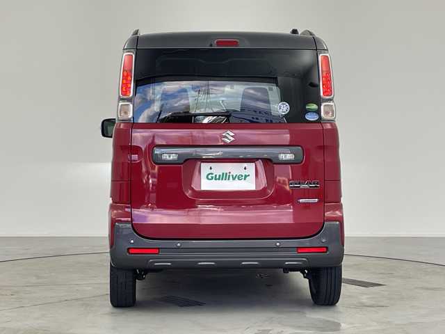 スズキ スペーシア ギア HYBRID XZ 愛知県 2021(令3)年 1.5万km フェニックスレッドパール/ガンメタリック2トーンルーフ 純正8インチナビ/【Bluetooth/フルセグTV/CD/DVD/USB/AM/FM】/両側パワースライドドア/レーダークルーズコントロール/衝突被害軽減ブレーキ/レーンアシスト/アイドリングストップ/コーナーセンサー/横滑り防止装置/前席シートヒーター/サーキュレーター/サンシェード/ETC/純正フロアマット/オートエアコン/プッシュスタート/スマートキー/ステアリングスイッチ/電動格納ミラー/ドアバイザー/LEDオートライト