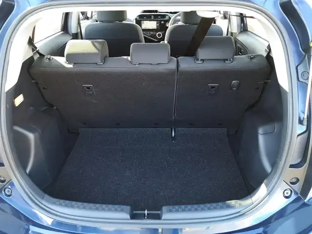 トヨタ アクア S スタイルブラック 茨城県 2018(平30)年 4.6万km ダークブルーマイカ 純正ナビ/【AM・FM・CD・DVD・TV・SD・BT】/Bカメラ/ETC/前後コーナーセンサー/オートライト/Fフォグ/LEDライト/オートハイビーム/ヘッドライトレベライザー/横滑り防止装置/レーンキープアシスト/衝突被害軽減システム/純正フロアマット/社外アルミホイール/電格ミラー/ウインカーミラー