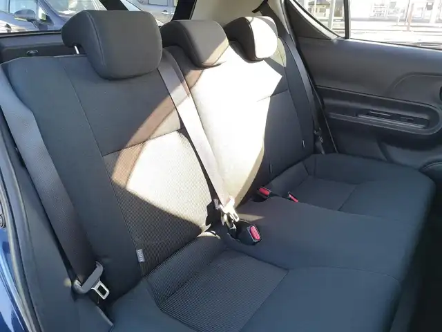 トヨタ アクア S スタイルブラック 茨城県 2018(平30)年 4.6万km ダークブルーマイカ 純正ナビ/【AM・FM・CD・DVD・TV・SD・BT】/Bカメラ/ETC/前後コーナーセンサー/オートライト/Fフォグ/LEDライト/オートハイビーム/ヘッドライトレベライザー/横滑り防止装置/レーンキープアシスト/衝突被害軽減システム/純正フロアマット/社外アルミホイール/電格ミラー/ウインカーミラー