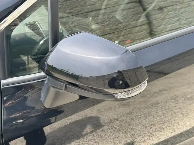 トヨタ カローラ スポーツ ハイブリッドG スタイルPKG 長崎県 2020(令2)年 4.3万km アティチュードブラックマイカ 純正ディスプレイオーディオ/（CD/DVD/BT）/バックカメラ/レーダークルーズコントロール/ロードサインアシスト/レーンアシスト/パーキングサポートブレーキ/社外18インチAW/ETC/前後ドラレコ/プッシュスタート/アイドリングストップ/スペアキー/取扱説明書/保証書