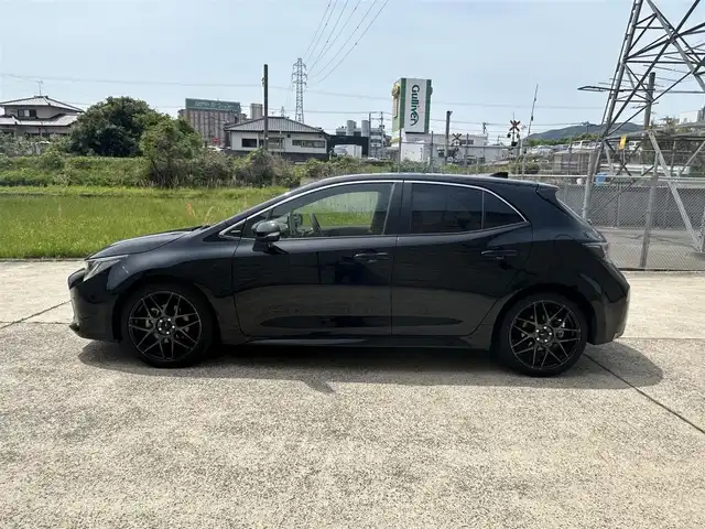 トヨタ カローラ スポーツ ハイブリッドG スタイルPKG 長崎県 2020(令2)年 4.3万km アティチュードブラックマイカ 純正ディスプレイオーディオ/（CD/DVD/BT）/バックカメラ/レーダークルーズコントロール/ロードサインアシスト/レーンアシスト/パーキングサポートブレーキ/社外18インチAW/ETC/前後ドラレコ/プッシュスタート/アイドリングストップ/スペアキー/取扱説明書/保証書