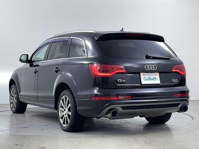 アウディ Ｑ７ 3．0TFSI クワトロ 道央・札幌 2010(平22)年 15.2万km 黒 ・4WD/ターボ/・純正HDDメーカーナビ/・DVD.CD.SD.USB/・フルセグ・バックカメラ/サイドカメラ/・パワーバックドア/・パドルシフト/クルーズコントロール/・ドライブレコーダー/・ブラックレザーシート/・D.N席パワーシート/シートヒーター/・キセノンヘッドライト/オートライト/・コーナーセンサー/・22インチ社外アルミ積込