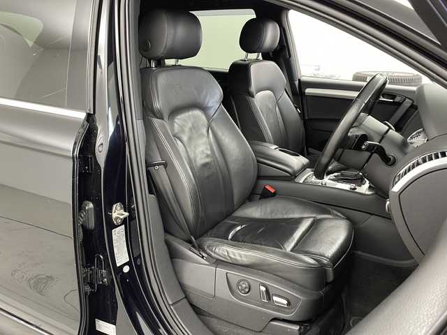 アウディ Ｑ７ 3．0TFSI クワトロ 道央・札幌 2010(平22)年 15.2万km 黒 ・4WD/ターボ/・純正HDDメーカーナビ/・DVD.CD.SD.USB/・フルセグ・バックカメラ/サイドカメラ/・パワーバックドア/・パドルシフト/クルーズコントロール/・ドライブレコーダー/・ブラックレザーシート/・D.N席パワーシート/シートヒーター/・キセノンヘッドライト/オートライト/・コーナーセンサー/・22インチ社外アルミ積込