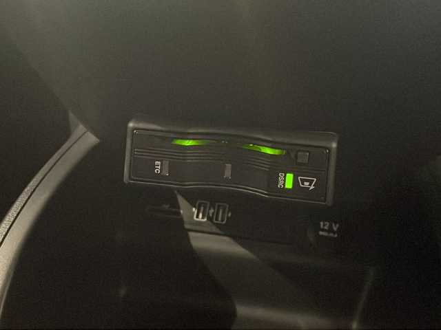 メルセデス・ベンツ Ｖ２２０ d スポーツ 新潟県 2019(令1)年 4.7万km オブシディアンブラックM レーダーセーフティパッケージ/・ブラインドスポットアシスト/・ディストロニックプラス/・レーンキーピングアシスト/・ＣＰＡ/・PRE-SAFE/レザーパッケージ/・本革シート/・ウェーブ調マットアンスラサイトインテリアトリム/・ステンレスアクセル＆ブレーキペダル/AMGデザインエクステリア/COMANDシステム/・8.4インチワイドディスプレイ/・タッチパッド/・HDDナビゲーション【CD/DVD/BT/フルセグ】/・USBメディアフェース/・SDカードスロット/ETC【2.0】/360°カメラ/メモリ付きパワーシート(前席)/シートヒーター/電動デュアルスライディンドア/EASY-PACK自動開閉テールゲート/脱着式シート(全後席)/マルチファクションステアリング(パドルシフト付き)/オートライト