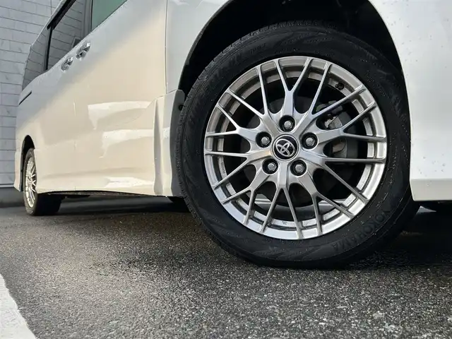 トヨタ ノア ハイブリッド Si ダブルバイビーⅡ 福岡県 2020(令2)年 3万km ホワイトパールクリスタルシャイン 純正9型SDナビ(フルセグTV/CD/DVD/BT)バックモニタコーナーセンサー両側パワスラクルコンドラレコETCシートヒーターUSB純正フロアマット純正LEDヘッドライト純正16インチアルミホイルプッシュスタートスマートキー