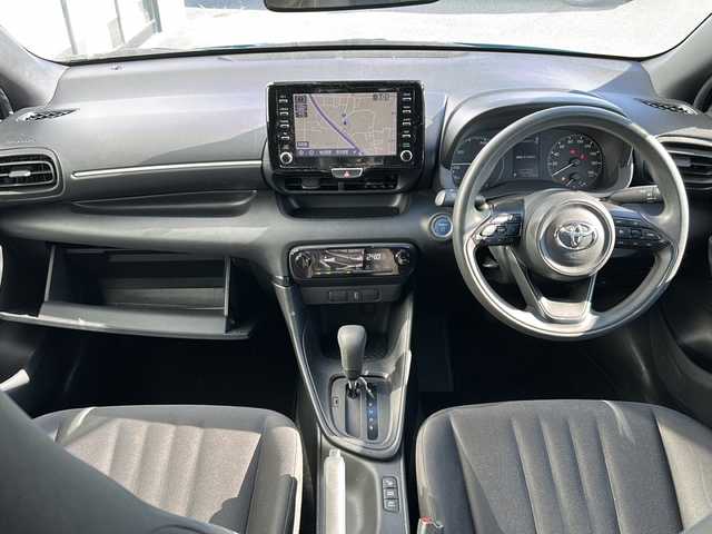 トヨタ ヤリス ハイブリッド X 山形県 2020(令2)年 6.4万km シアンM 4WD/レーダークルーズコントロール/ブラインドスポットモニター/トヨタセーフティーセンス/パーキングアシスト/前後コーナーセンサー/横滑り防止装置/純正ナビ/（Bluetooth/CD/DVD/フルセグ)/全方位カメラ/寒冷地仕様/オートヘッドライト/オートマッチクハイビーム/ビルトインETC/純正フロアマット/スマートキー×2/電動格納ミラー/ウィンカーミラー/ドアバイザー