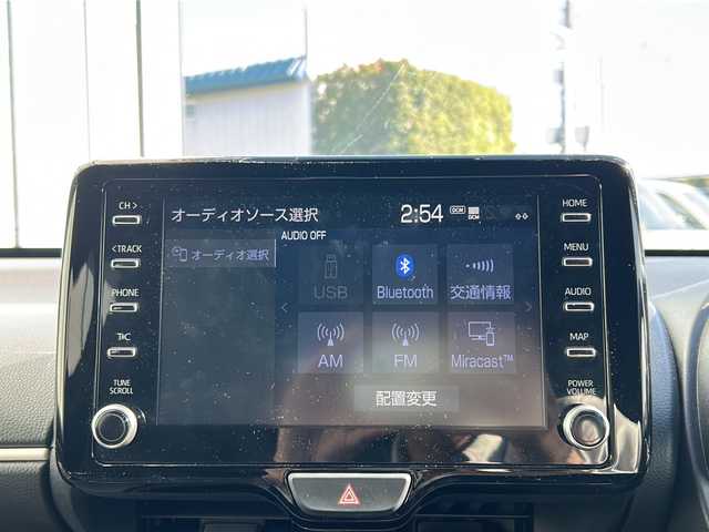 トヨタ ヤリス ハイブリッド X 山形県 2020(令2)年 6.4万km シアンM 4WD/レーダークルーズコントロール/ブラインドスポットモニター/トヨタセーフティーセンス/パーキングアシスト/前後コーナーセンサー/横滑り防止装置/純正ナビ/（Bluetooth/CD/DVD/フルセグ)/全方位カメラ/寒冷地仕様/オートヘッドライト/オートマッチクハイビーム/ビルトインETC/純正フロアマット/スマートキー×2/電動格納ミラー/ウィンカーミラー/ドアバイザー