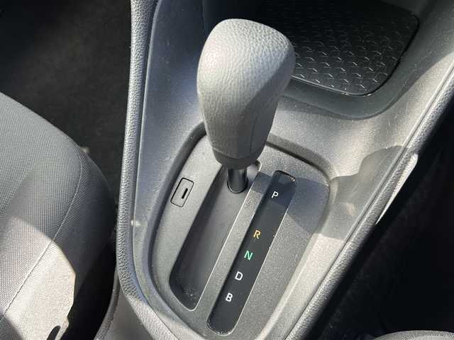 トヨタ ヤリス ハイブリッド X 山形県 2020(令2)年 6.4万km シアンM 4WD/レーダークルーズコントロール/ブラインドスポットモニター/トヨタセーフティーセンス/パーキングアシスト/前後コーナーセンサー/横滑り防止装置/純正ナビ/（Bluetooth/CD/DVD/フルセグ)/全方位カメラ/寒冷地仕様/オートヘッドライト/オートマッチクハイビーム/ビルトインETC/純正フロアマット/スマートキー×2/電動格納ミラー/ウィンカーミラー/ドアバイザー