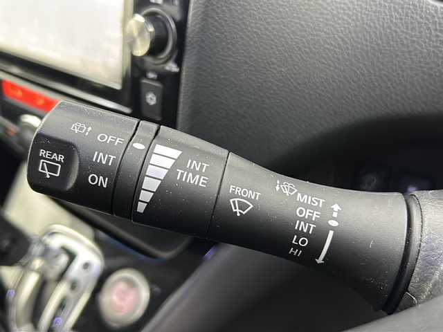 日産 セレナ HWS S HV Vセレ +Sefty Aセーフ 大阪府 2015(平27)年 4.9万km ダイヤモンドブラック 純正ナビ（フルセグTV/BT/CD/DVD）/アラウンドビューモニター/衝突軽減/純正フリップダウンモニター/ビルドインETC/両側パワースライドドア/ドライブレコーダー/スマートキー/プッシュスタート /純正16インチAW