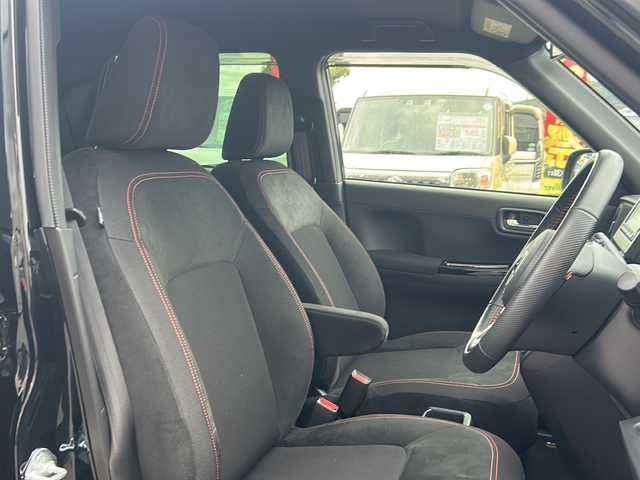 ホンダ Ｎ ＯＮＥ RS 大阪府 2023(令5)年 0.4万km クリスタルブラックパール ホンダセンシング　純正ナビ　フルセグ　Ｂｌｕｅｔｏｏｔｈ　ＤＶＤ／ＣＤ　バックカメラ　ＥＴＣ　レーダークルーズコントロール　シートヒーター　オートホールド　無限フロアマット　無限バイザー　無限ドアハンドルプロテクター　プッシュスタート　LEDヘッドライト 純正オーディオ　純正ホイール　前後ドライブレコーダー　スマートキー　スペアキー1本　取扱説明書/保証書　エンジンスタートボタン　