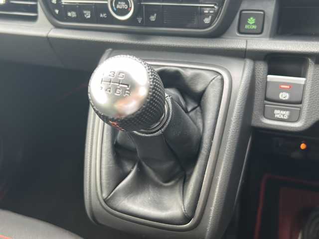 ホンダ Ｎ ＯＮＥ RS 大阪府 2023(令5)年 0.4万km クリスタルブラックパール ホンダセンシング　純正ナビ　フルセグ　Ｂｌｕｅｔｏｏｔｈ　ＤＶＤ／ＣＤ　バックカメラ　ＥＴＣ　レーダークルーズコントロール　シートヒーター　オートホールド　無限フロアマット　無限バイザー　無限ドアハンドルプロテクター　プッシュスタート　LEDヘッドライト 純正オーディオ　純正ホイール　前後ドライブレコーダー　スマートキー　スペアキー1本　取扱説明書/保証書　エンジンスタートボタン　