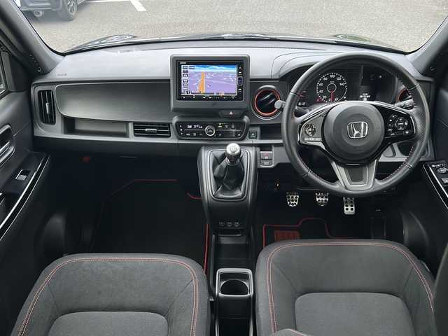 ホンダ Ｎ ＯＮＥ RS 大阪府 2023(令5)年 0.4万km クリスタルブラックパール ホンダセンシング　純正ナビ　フルセグ　Ｂｌｕｅｔｏｏｔｈ　ＤＶＤ／ＣＤ　バックカメラ　ＥＴＣ　レーダークルーズコントロール　シートヒーター　オートホールド　無限フロアマット　無限バイザー　無限ドアハンドルプロテクター　プッシュスタート　LEDヘッドライト 純正オーディオ　純正ホイール　前後ドライブレコーダー　スマートキー　スペアキー1本　取扱説明書/保証書　エンジンスタートボタン　