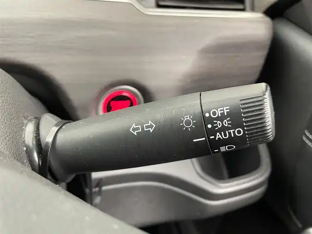 ホンダ フリード G ホンダセンシング 大分県 2021(令3)年 2.8万km プラチナホワイトパール ホンダセンシング/・衝突軽減ブレーキ/・誤発進抑制/・路外逸脱抑制/・アダクティブクルーズコントロール/・標識認識機能/・先行者発進お知らせ/・オートハイビーム/純正ナビ/（フルセグ/CD/DVD/Bluetooth）/バックカメラ/ビルトインETC/前席シートヒーター/オートライト/ステアリングスイッチ/LEDヘッドライト/スマートキー・プッシュスタート/電動格納ミラー