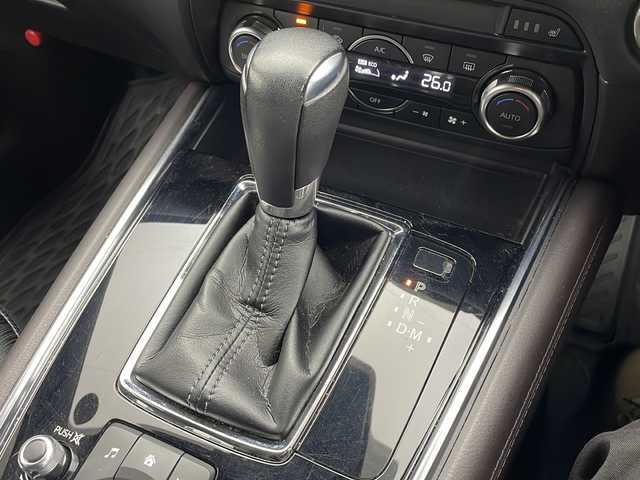 マツダ ＣＸ－８ XD プロアクティブ 茨城県 2018(平30)年 7.4万km ジェットブラックマイカ 純正ナビ/フルセグTV/バックカメラ/追従クルーズコントロール/BSM/ETC/パワーシート/シートヒーター/ステアリングヒーター/純正19インチアルミホイール/コーナーセンサー/LEDヘッドライト/衝突軽減ブレーキ/横滑り防止装置