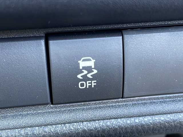 トヨタ シエンタ ハイブリッド Z 茨城県 2024(令6)年 0.8万km アーバンカーキ 純正SDナビ(Bluetooth/バックカメラ/フルセグTV)/横滑り防止装置/コーナーセンサー/レーンキープアシスト/LEDオートライト/アダプティブクルーズコントロール/スマートキー/冷房AAC/USB入力端子/ETC/ドライブレコーダー/純正フロアマット/シートヒーター/両側パワースライドドア/15インチアルミホイール