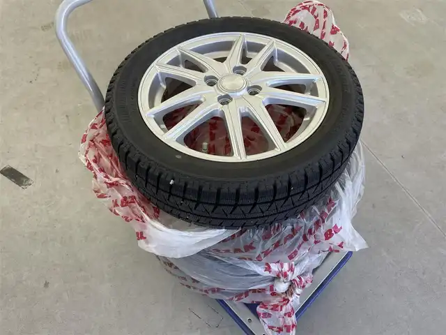 日産 デイズ ハイウェイスターG ターボ 富山県 2020(令2)年 2.5万km ブラック ワンオーナー/純正ナビ（AM/FM/CD/DVD/AUX/SD/BT）/フルセグTV/バックカメラ/社外AW付き冬タイヤ積込/衝突被害軽減ブレーキ/オートLEDヘッドライト/コーナーセンサー前後/横滑り防止装置/スマートキー×２/プッシュスタート/純正15インチAW/ドアバイザー/アイドリングストップ