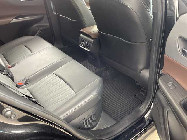 トヨタ ハリアー ハイブリッド G 兵庫県 2021(令3)年 6.2万km プレシャスブラックパール ・純正8インチディスプレイオーディオ/（ナビ・フルセグ・BT・USB・AUX）/・バックカメラ/・トヨタセーフティセンス/・プリクラッシュセーフティ/・レーントレーシングアシスト/・ふらつき警報/・ブラインドスポットモニター/・クリアランスソナー/・リアクロストラフィックアラート/・ロードサインアシスト/・レーダークルーズコントロール/・オートマチックハイビーム/・先行車発進告知/・ステアリングスイッチ/・デジタルインナーミラー/・ビルトインETC/・電動リアゲート/・横滑り防止装置/・ハーフレザーシート/・LEDライト/・フォグランプ/・オートライト/・電子パーキングブレーキ/・オートホールド/・スマートキー/・プッシュスタート