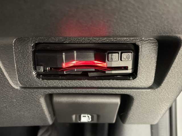 日産 ノート X 岐阜県 2024(令6)年 1.4万km ピュアホワイトパール エマージェンシーブレーキ/KENWOODナビ/（CD/DVD/Bluetooth/SD）/ステアリングスイッチ/プッシュスタート/スマートキー/スペアキー/電子パーキングブレーキ/オートホールド/オートLEDヘッドライト/前方ドライブレコーダー