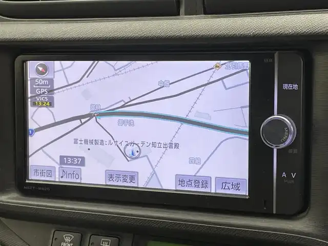 トヨタ アクア S 愛知県 2014(平26)年 8.7万km スーパーホワイトⅡ 純正ナビ　地デジＴＶ　ＤＶＤ　Ｂｌｕｅｔｏｏｔｈ　バックカメラ　ドライブレコーダー　ＥＴＣ　プッシュスタート　スマートキー　オートライト　ドアバイザー　純正フロアマット　純正１５インチＡＷ　禁煙車